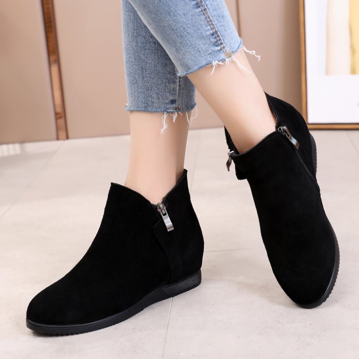 女人穿靴子简直太美了，脚再累也要穿，实在太美了