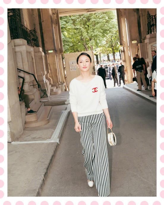 周迅时装周再次美出新高度!网友:终于知道为啥她总是不化妆了!