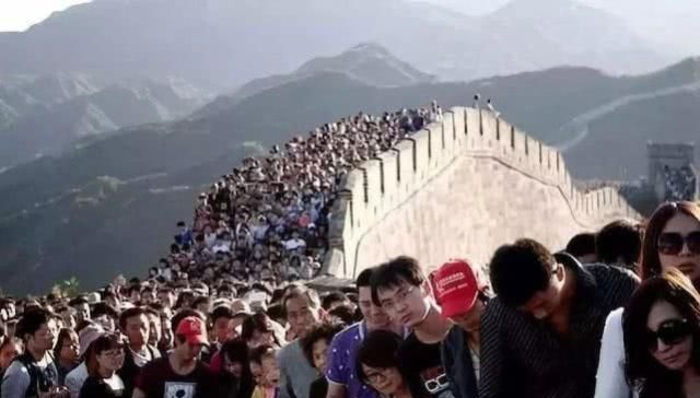 拥挤在人山人海，不如来这里看山河大海