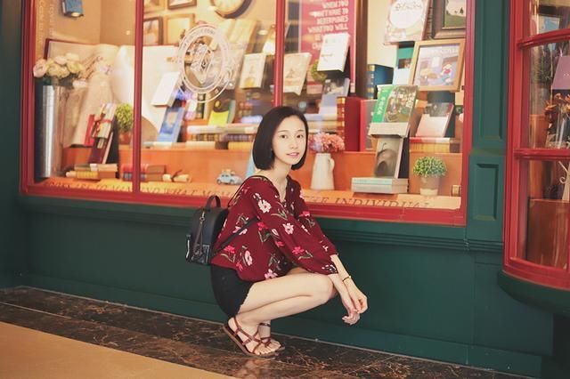 “明玉”美的不是很惊艳，但很清纯，只有82斤的她怎么穿都好看!