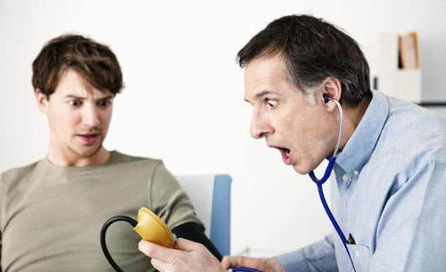 “人与血管同寿”！40岁以后，养好血管需做好这8件事