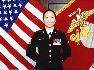 美国军队女兵受歧视,为何还有大量华裔面孔出