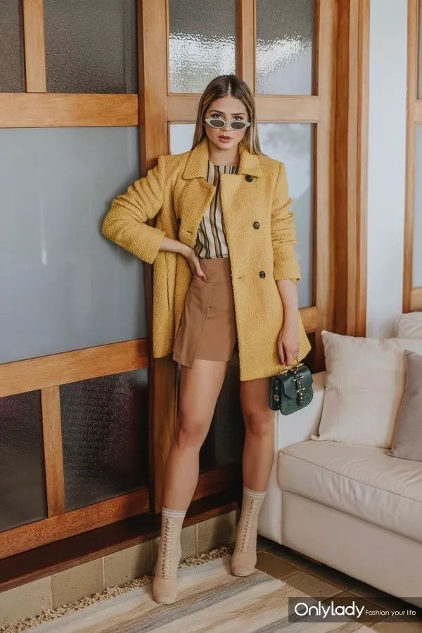 你距离时髦精可能就差一副超窄墨镜了