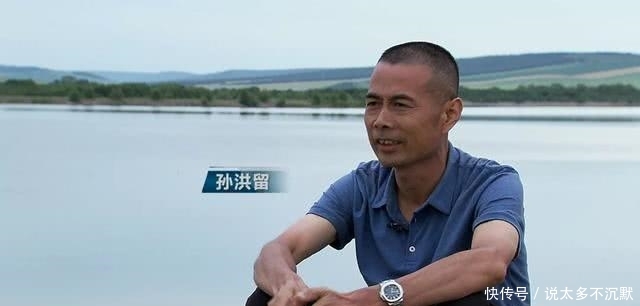 从推着三轮车摆摊卖菜，到一年卖出4个亿 他做对了什么？