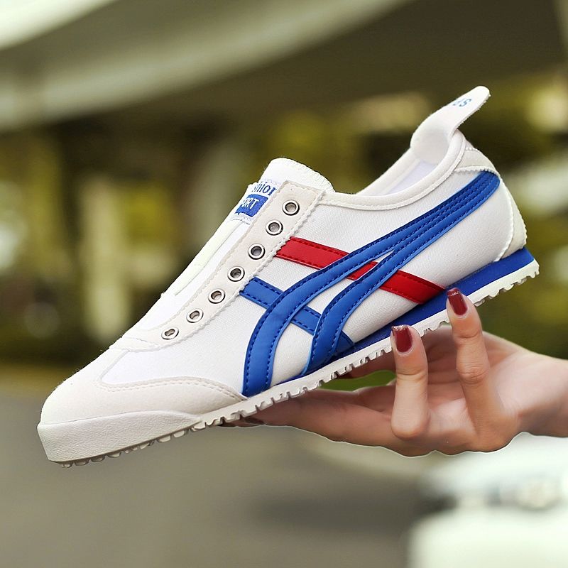 闷脚的皮鞋别买了,真的不适合你!新款运动鞋来袭,时尚又洋气