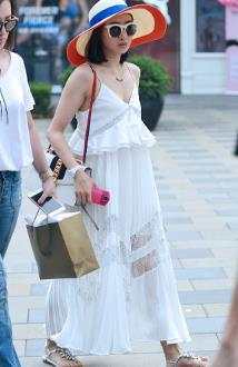 街拍: 图7, 图4都让我感觉到了这个夏天该有的模样