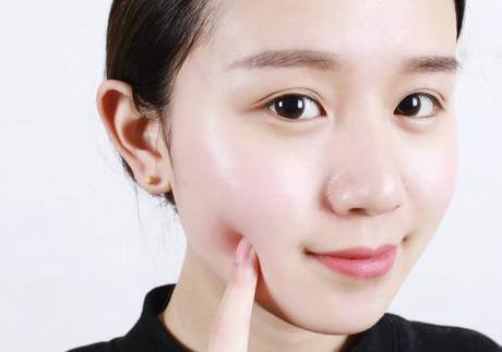 牙膏跟它放一起,睡前熬水洗脸,半月皮肤水嫩光滑,脸上斑点消失