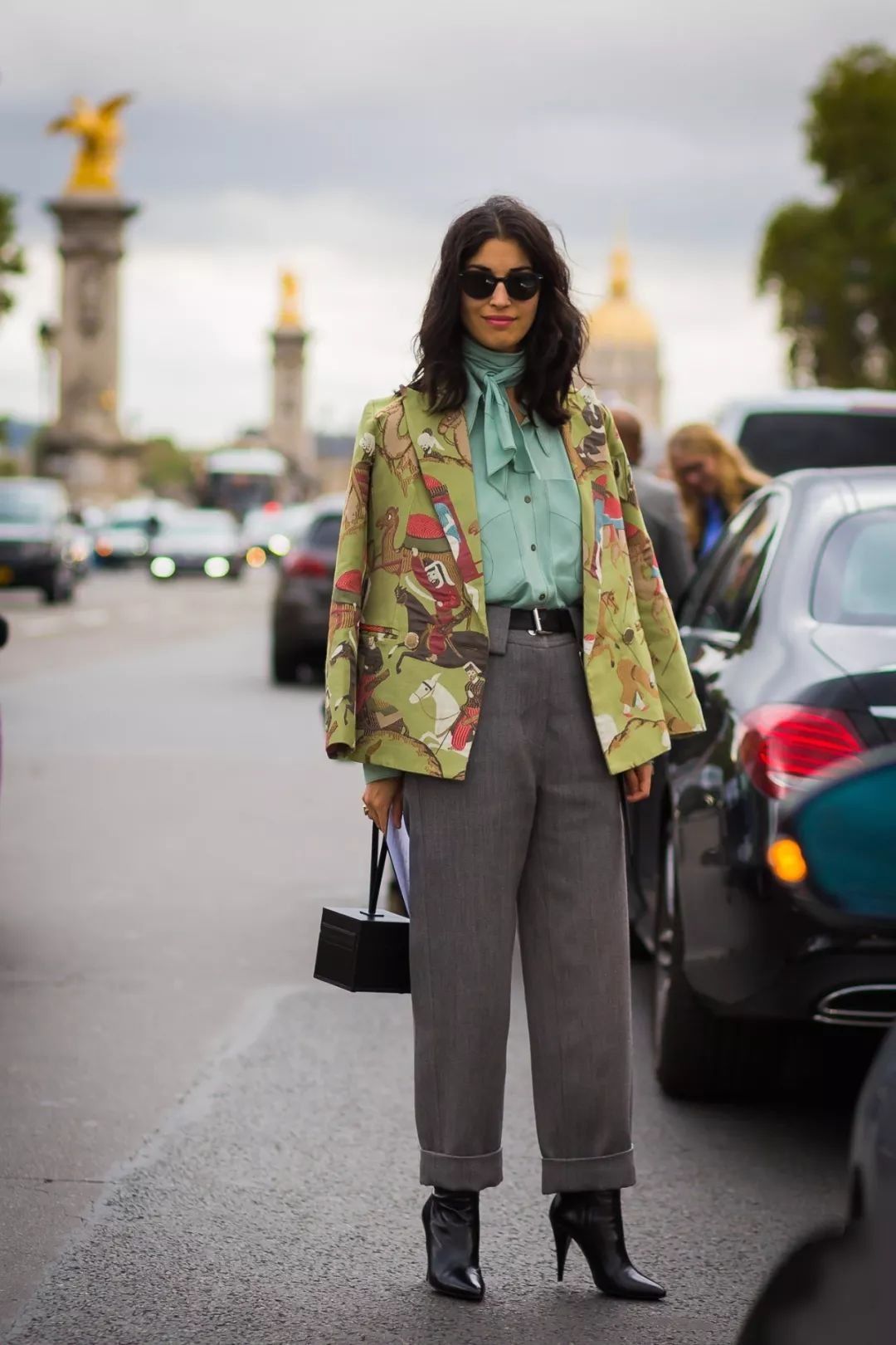 一部韩剧，带火了女性职场的温柔铠甲