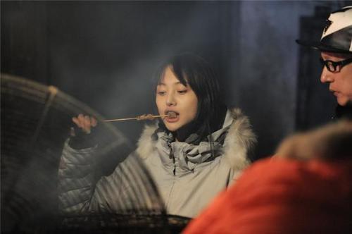 baby假吃被抓包？网友：这年头还有真吃的女明星吗？