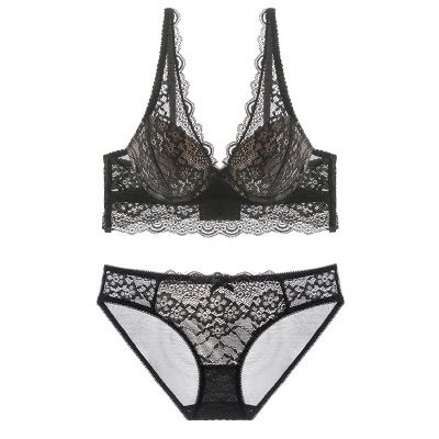 把旧款纯棉文胸三角裤全扔了,入手今年流行的几款蕾丝,款款洋气