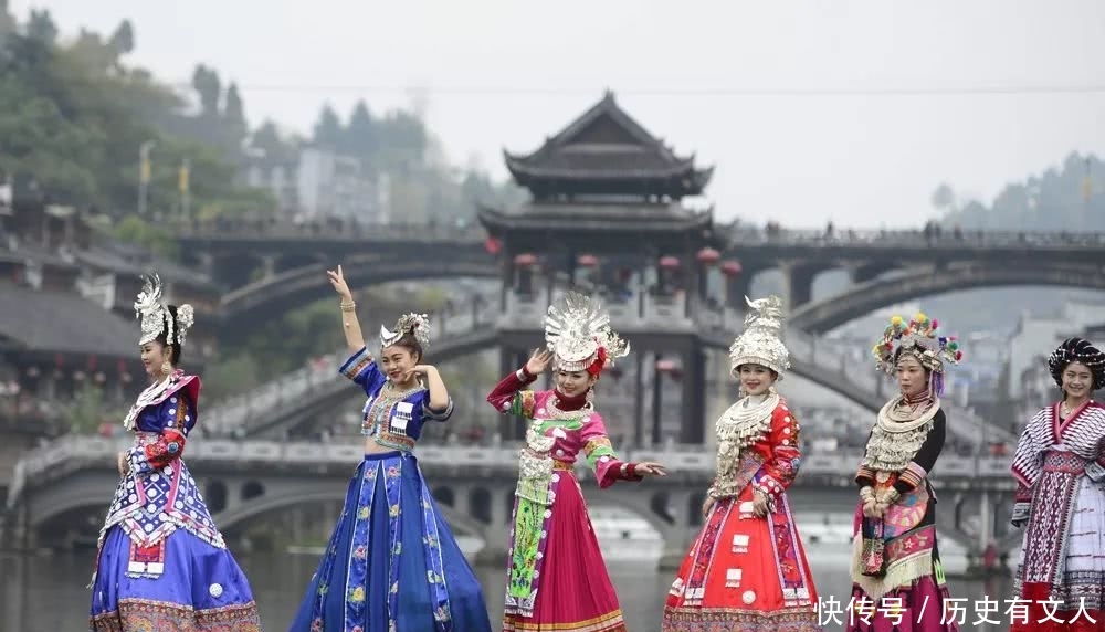 五一从全国各地传回来的照片，太可怕了