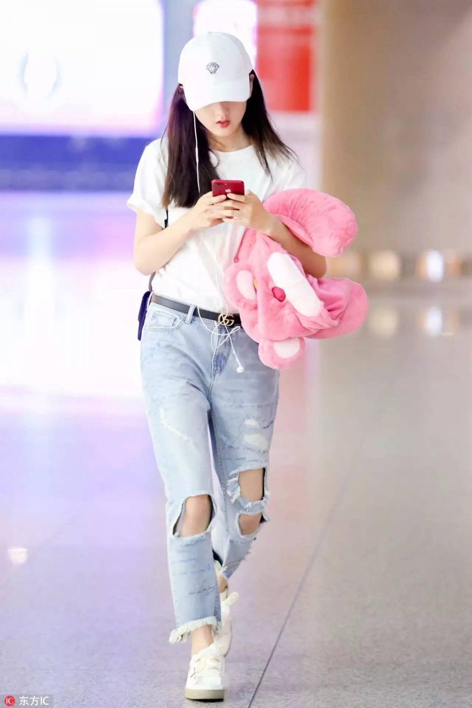 40℃的天穿球鞋，你的衣服配对了吗?