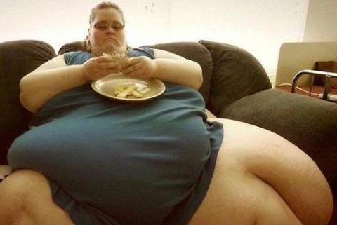 女子体重近1000斤 被丈夫抛弃后成功减肥