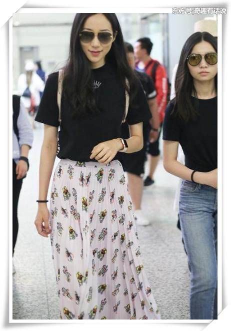 当张俪与韩雪同穿半身裙,网友:终于见识到真正的气质女神!