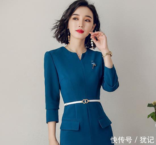 【艾尚臣职业】街拍,才发现人都穿这衬衫,迷人又洋气,妥妥少女感又不失女人味