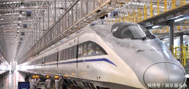日本高铁对比中国高铁，究竟谁更安全！美国人看车头就知道
