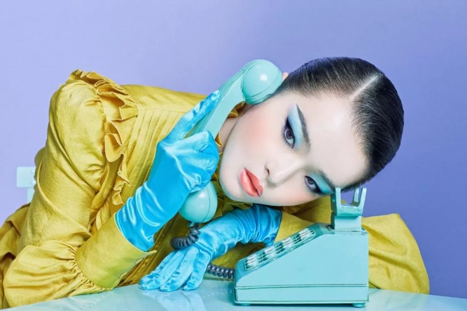 跟着秀场学最潮马卡龙妆，今年秋冬我一定要比闺蜜美!