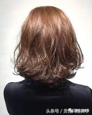 头发散下来的季节到了，你可以换款发型了，各种年龄段都有！