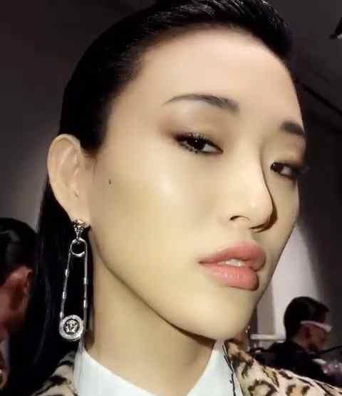  块钱的粉底液@几百块VS几十块的粉底液，差的不光是价格，知道差别才能选对
