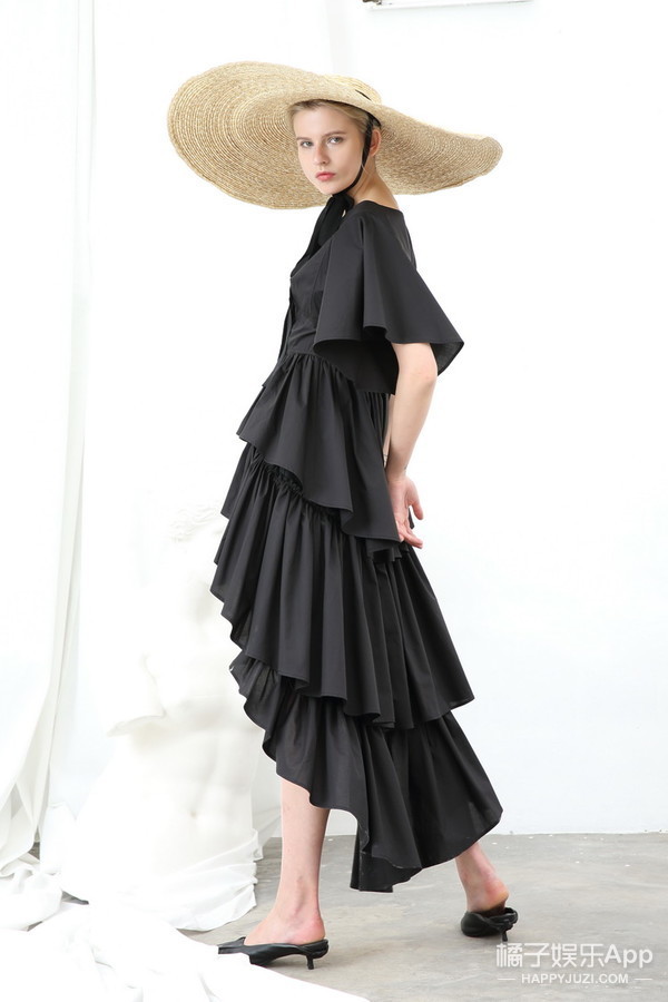 夏天来啦！快穿上这条魔法裙，变身小仙女