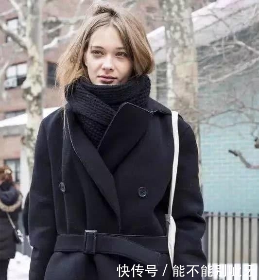 温暖■围巾搭配小心机,这个秋冬时髦和温暖全都有了