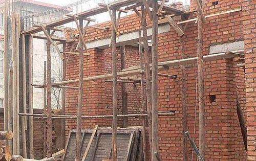  「房子」在农村建房中, 基础用桩基础好还是用承台基础好?