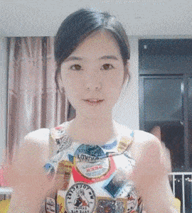  GIF@搞笑GIF趣图：肉嘟嘟的圆脸就是这么有搞头