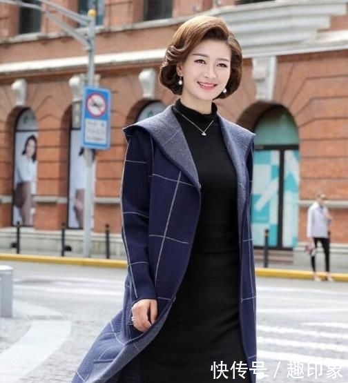  青青姐姐■女人再缺钱，也要学会打扮！建议换上这几款，洋气减龄，关键不贵