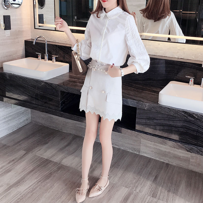 哇塞!这样的秋装，借钱都要买回来，太好看了，真是气质颜值爆棚