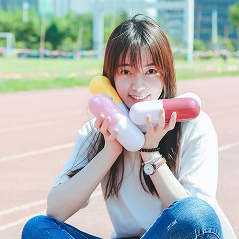 秋雨勤的天气出门记得关门，带上雨伞!不然，你别怪我没有提醒你