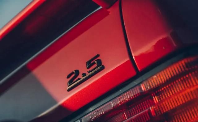 『奔驰』用RWB的态度打造的奔驰190E 你喜欢吗