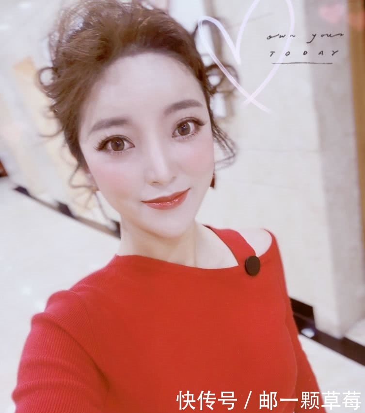 浙江电视台主持人高以翔