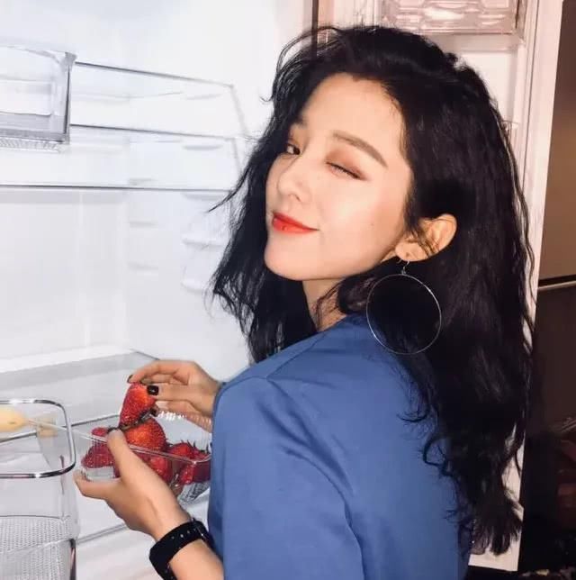  会让■为何有些女生把头发散开更丑了？身上有这“3特点”，还是乖乖扎马尾吧