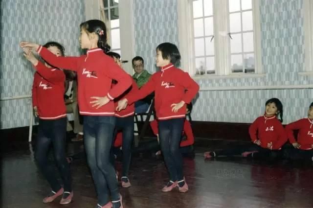 38年前美国夫妻拍下1600张游客照,让全世界看到没有PS过的中国有