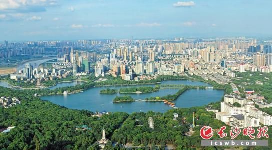  「湖南湘江新」疫情当前，长沙城井然有序