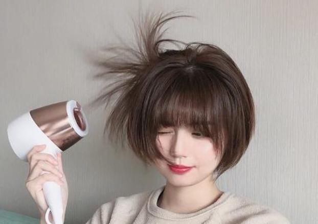 干燥■女人发质好也是养出来的,教你保养头发小技巧,头发柔顺不干燥