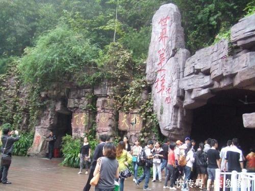 全球最高的观光电梯,高300多米耗资1.8亿,游客太坑了