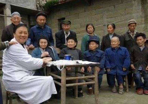  村民|四川神秘的“矮人村”，村民四五岁就不再生长，身高不超过