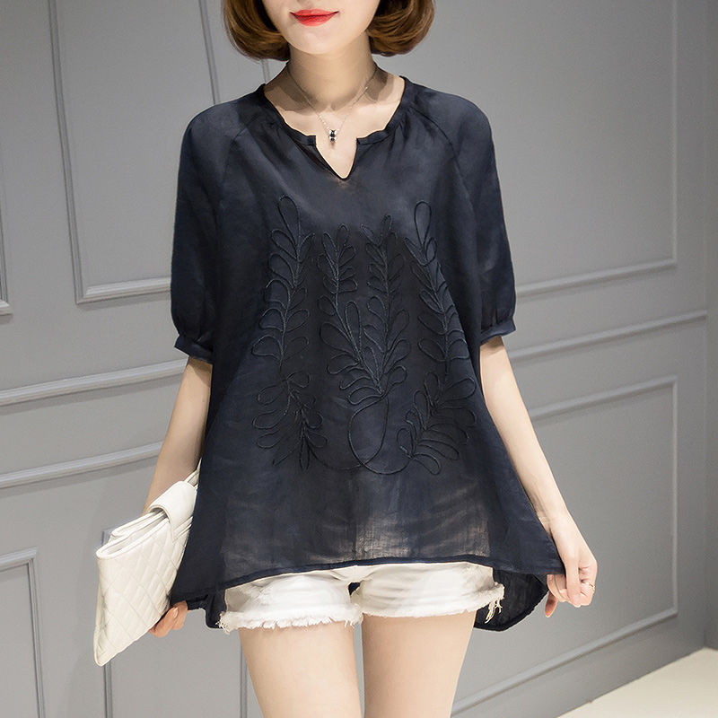 被表嫂身上的“棉麻装”，一眼给吸引住了，原来今年流行这么穿