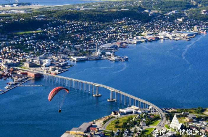 这里对中国人实行长期免签,可随意逗留工作,但禁止出生和死亡