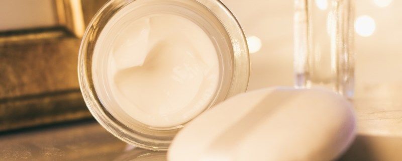  「黑头」按摩膏和黑头导出液可以同时用吗