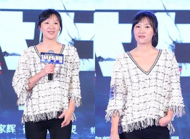 “不老女神”徐静蕾变油腻大妈，胖的出油了?网友:天然脸怕什么
