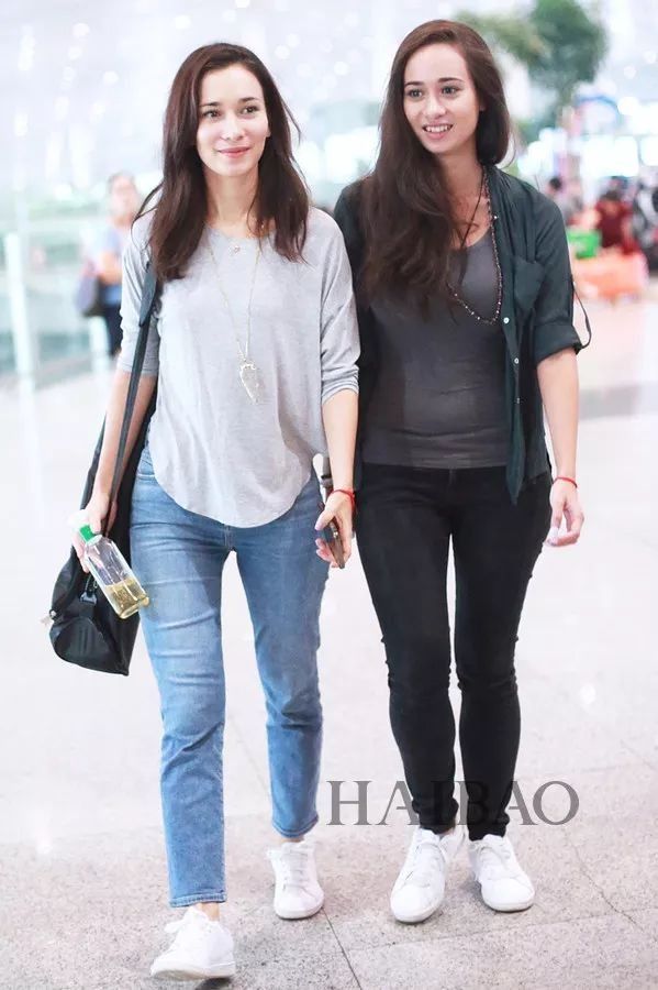 秘籍| 明星都在炫腹秀美腿，但怎么露才更高级?【海报街拍】