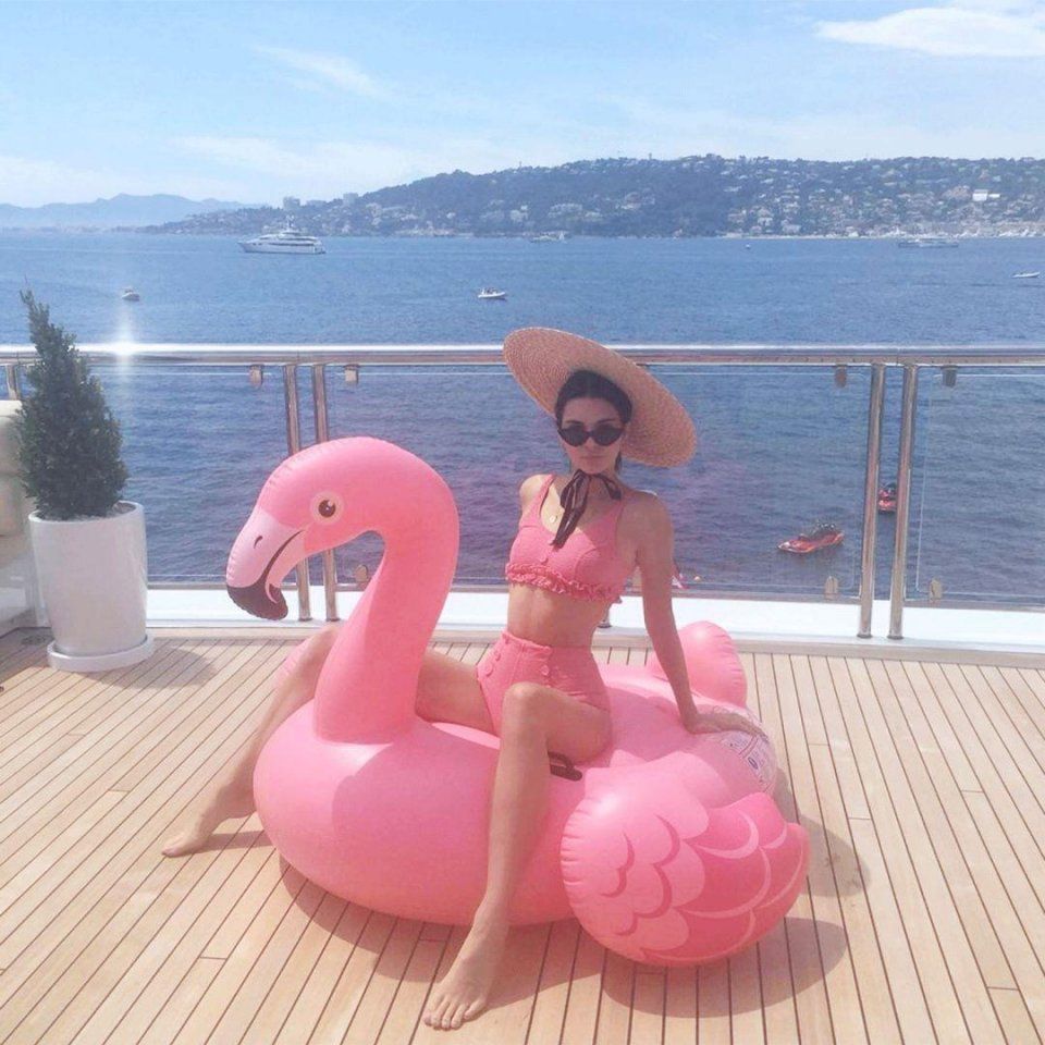 小众泳衣指南丨想让你的度假美照艳压朋友圈，就靠这一篇!