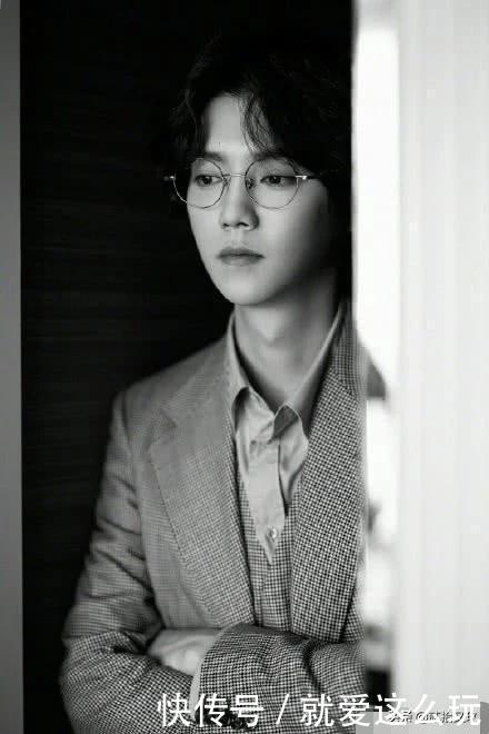 关晓彤鹿晗领证情侣