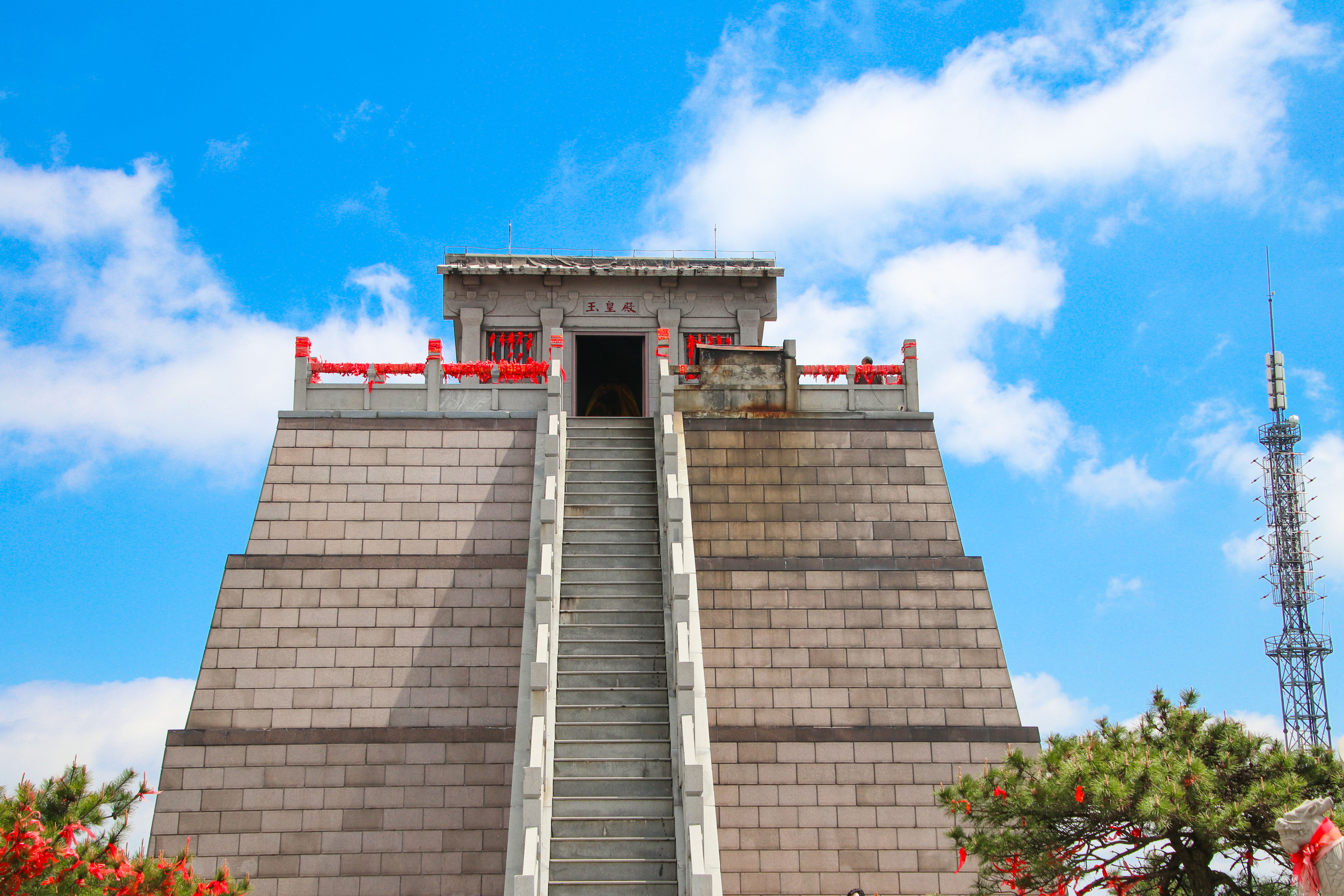 来沂蒙山,我“养”你啊