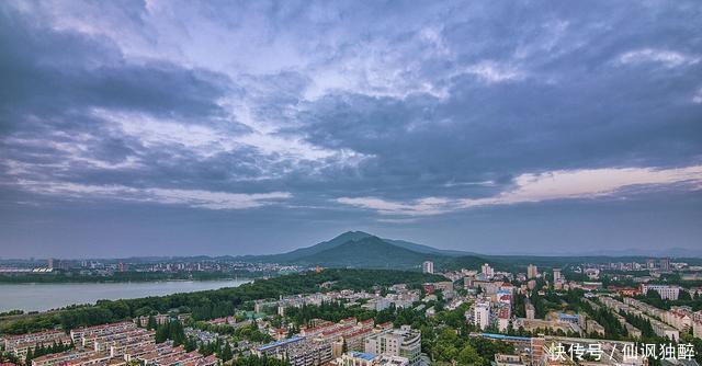 江苏省最著名的3座大山