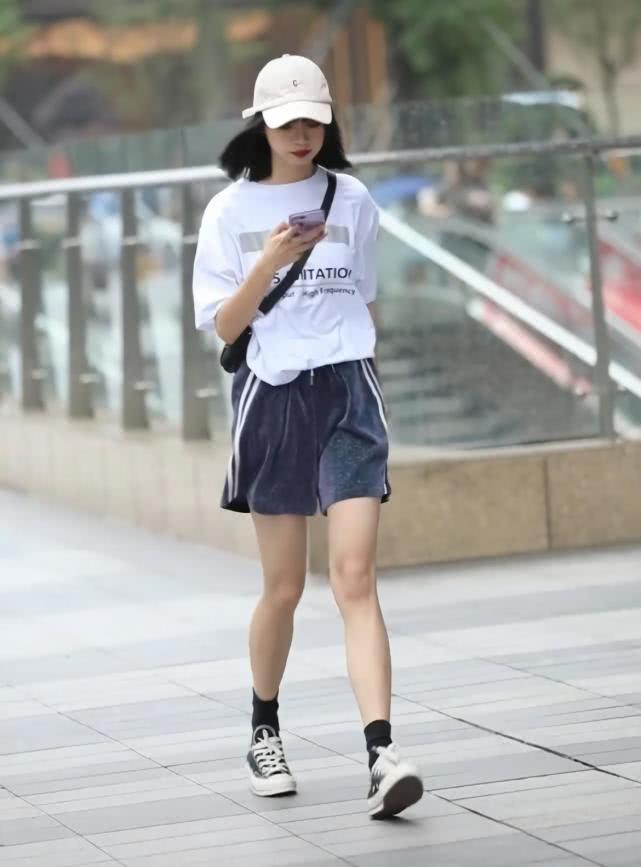 『葫芦』穿什么都别穿毒液堆堆袜,配再美的穿搭,腿都能成“葫芦”!