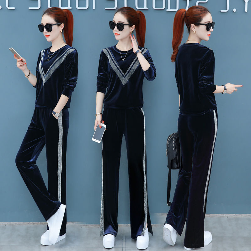 入秋我就把裙子收起来了，买了三套运动套装，比穿裙子还贼美