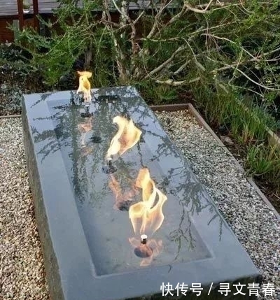 「院子」庭院里的一隅水景 , 美了整个院子